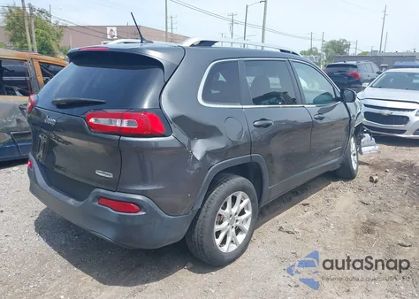 2016 Jeep Cherokee Latitude z USA, uszkodzony, nr VIN 1C4PJLCB5GW200485